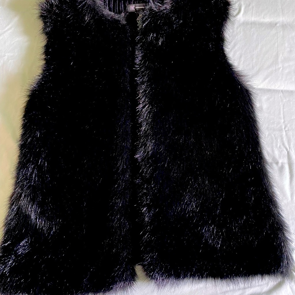INC International Concepts Faux fur vest